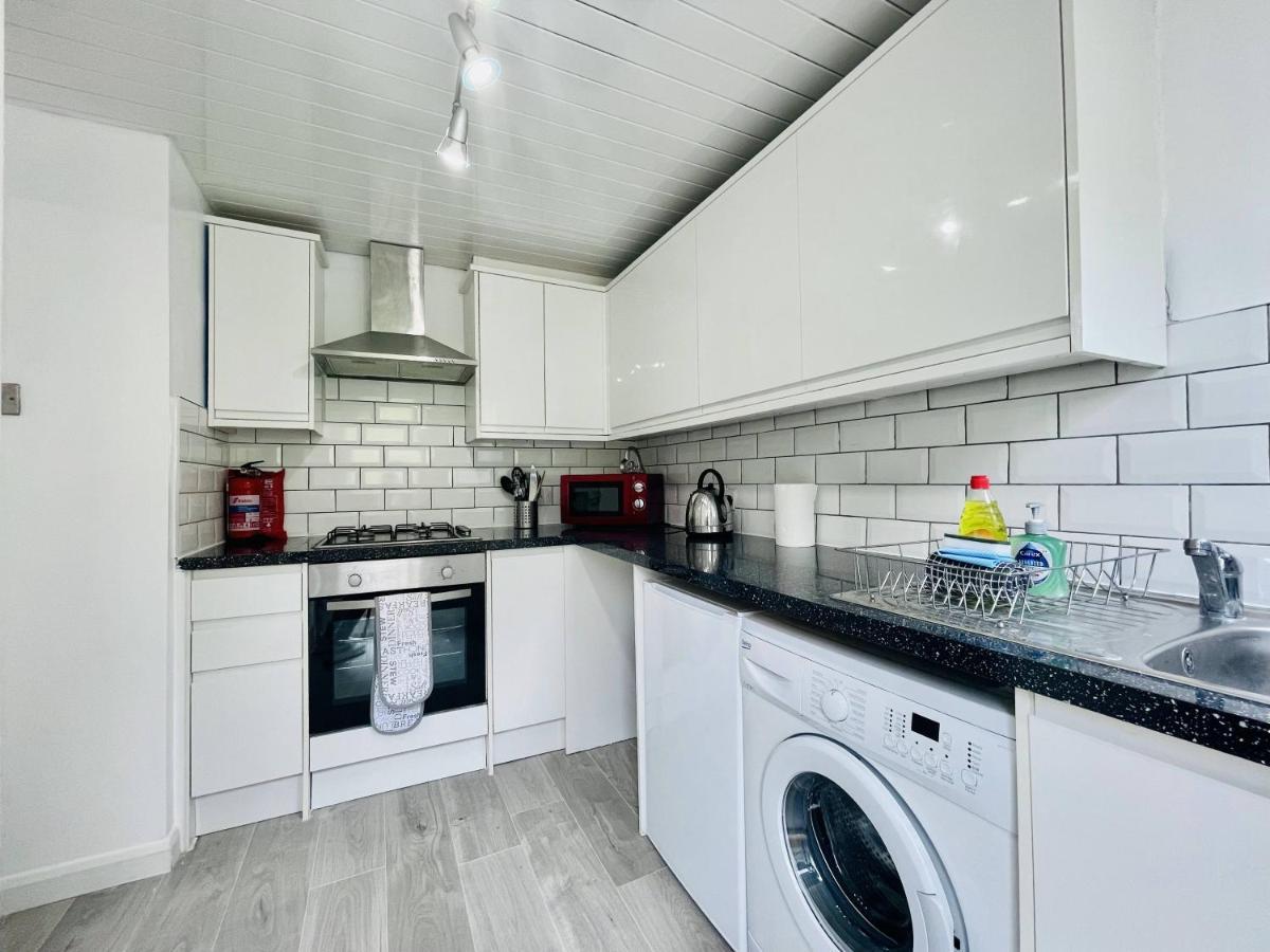 Central Hamilton House Экстерьер фото